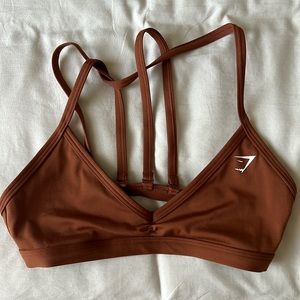 Gymshark minimal sports bra. This bra has no padding but it is double layered.